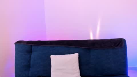 Snapshot of josh_and_val chatting on 10.02.25 Josh Val online show from 10.02.25