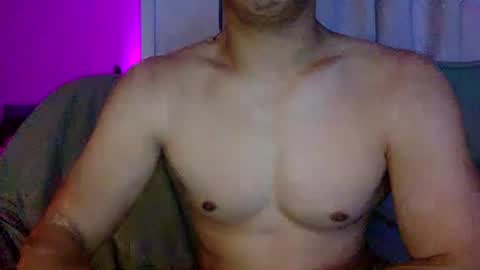 Snapshot of joshasian0713 chatting on 12.02.25 joshasian0713 online show from 12.02.25