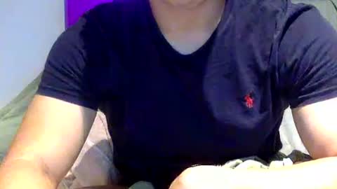 Snapshot of joshasian0713 chatting on 12.04.25 joshasian0713 online show from 12.04.25