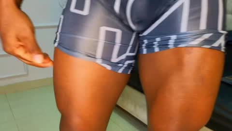 Snapshot of joshloganx chatting on 12.21.24 joshloganx online show from 12.21.24