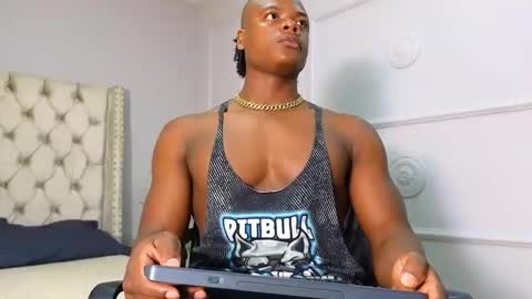 Snapshot of joshloganx chatting on 01.27.25 joshloganx online show from 01.27.25