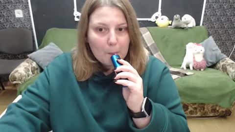 Snapshot of josiesun771 chatting on 10.26.25 josiesun771 online show from 10.26.25