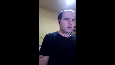 Snapshot of jovissafado chatting on 12.22.25 safado online show from 12.22.25