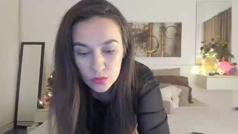 Snapshot of joycasidy chatting on 12.09.24 CassidyJoy online show from 12.09.24