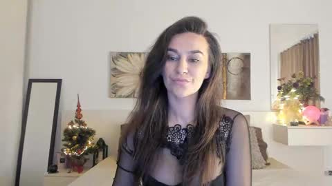 Snapshot of joycasidy chatting on 12.10.24 CassidyJoy online show from 12.10.24