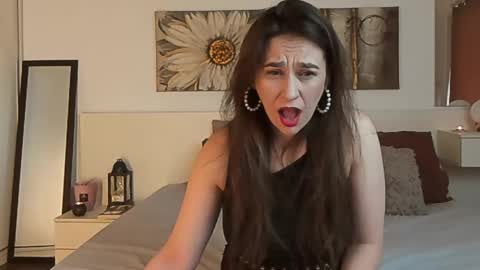 Snapshot of joycasidy chatting on 01.22.25 CassidyJoy online show from 01.22.25