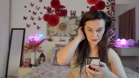Snapshot of joycasidy chatting on 02.14.25 CassidyJoy online show from 02.14.25