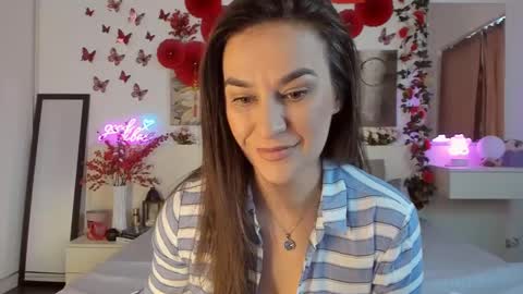 Snapshot of joycasidy chatting on 02.21.25 CassidyJoy online show from 02.21.25
