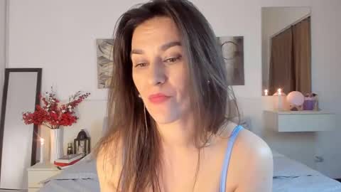 Snapshot of joycasidy chatting on 03.09.25 CassidyJoy online show from 03.09.25