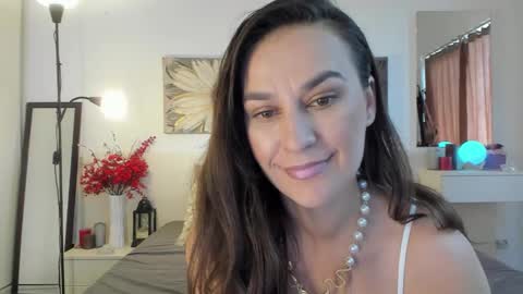 Snapshot of joycasidy chatting on 09.23.25 CassidyJoy online show from 09.23.25