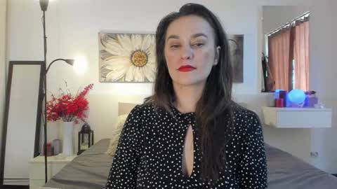 Snapshot of joycasidy chatting on 09.25.25 CassidyJoy online show from 09.25.25
