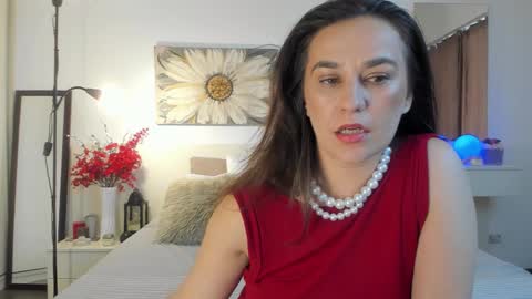 Snapshot of joycasidy chatting on 10.04.25 CassidyJoy online show from 10.04.25
