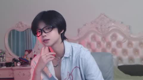 Snapshot of joycekay chatting on 06.25.26 joycekay online show from 06.25.26
