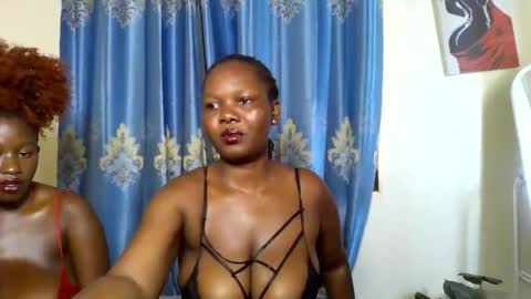 Snapshot of joylubale chatting on 05.25.26 joylubale online show from 05.25.26