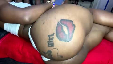 Butterflyass online show from 01.19.26