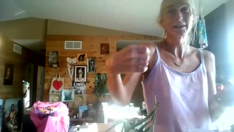 JP Sunflower Angel Love online show from 11.14.25