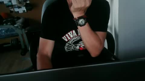 Soy Rai online show from 12.22.24