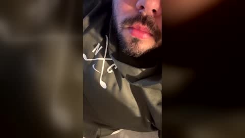 Snapshot of jtgray997 chatting on 02.07.26 jtgray997 online show from 02.07.26