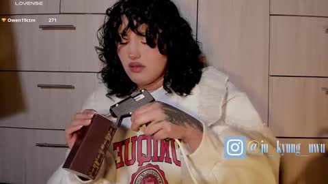 Ju Kyung online show from 01.05.25