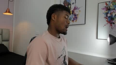 Snapshot of juan_123__ chatting on 12.18.25 Juan123 online show from 12.18.25