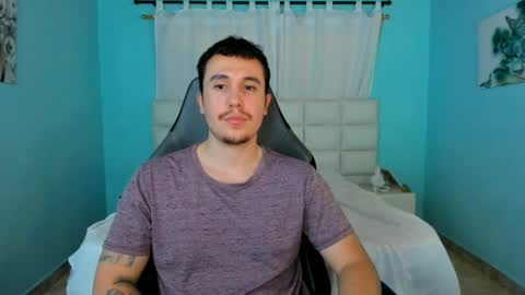 Snapshot of juan__jimenez chatting on 04.14.26 Juan online show from 04.14.26
