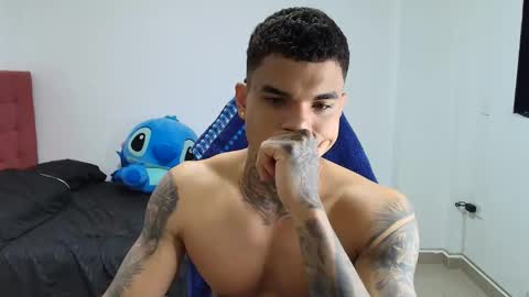 juan_gomez_1 online show from 12.15.25