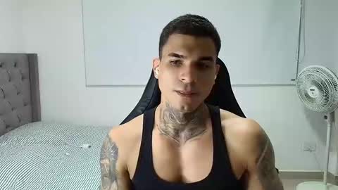 juan_gomez_1 online show from 01.13.26