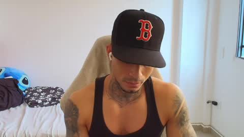 juan_gomez_1 online show from 05.15.26