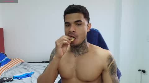 juan_gomez_1 online show from 05.29.26