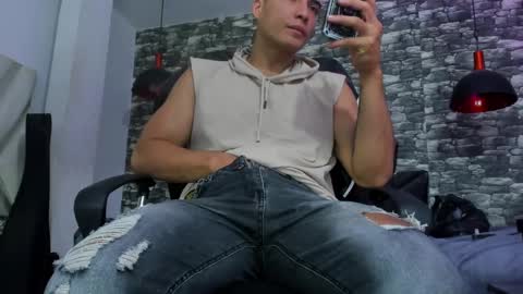 juan_jsmith online show from 02.24.25