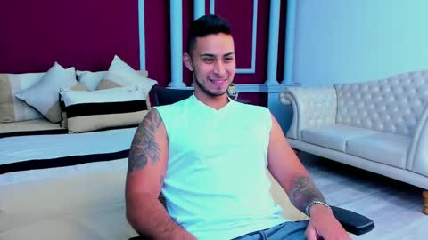 juan_muscle online show from 12.02.24