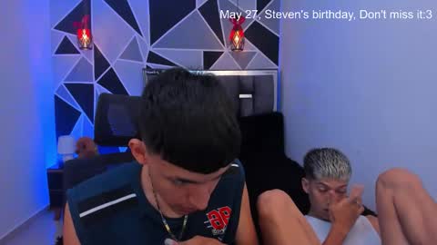 Snapshot of juan_nd_steven chatting on 05.14.26 JuanSteven online show from 05.14.26