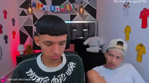 Snapshot of juan_nd_steven chatting on 06.17.26 JuanSteven online show from 06.17.26