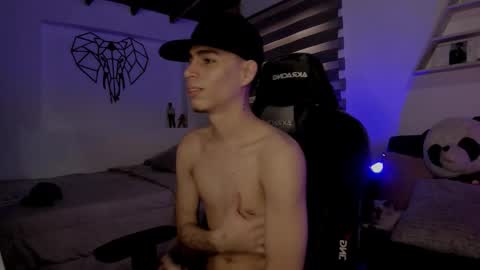 Juan Posada online show from 02.11.26