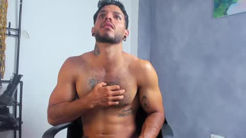 Juan Esteban online show from 05.08.26