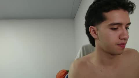 Snapshot of juanboytw chatting on 02.27.25 juanboytw online show from 02.27.25