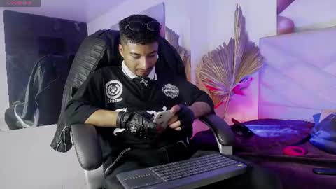 juancamilo66_ online show from 06.18.26