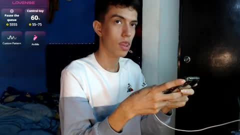 Snapshot of juandii26 chatting on 05.11.26 juandi online show from 05.11.26