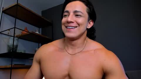 Snapshot of juandres007 chatting on 12.21.25 JUANDRES online show from 12.21.25