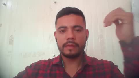 Snapshot of juanfe_style chatting on 04.22.26 juanfe_style online show from 04.22.26