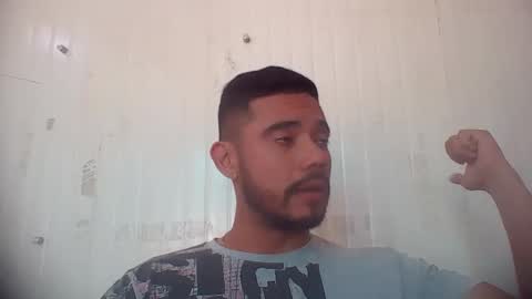 Snapshot of juanfe_style chatting on 04.24.26 juanfe_style online show from 04.24.26