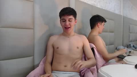 Snapshot of juangomm chatting on 01.08.26 JuanGomm online show from 01.08.26