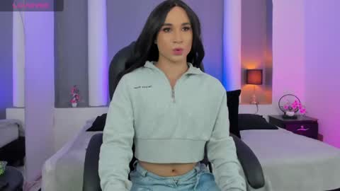 juanita__acosta online show from 04.28.26