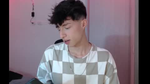 juanmres online show from 11.23.25