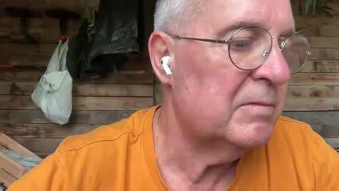 Snapshot of juantricker chatting on 09.17.25 Juan online show from 09.17.25