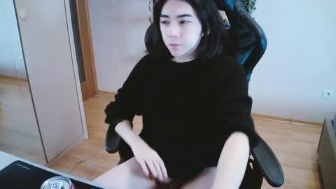 Snapshot of judame_aoi chatting on 01.12.25 Aoi online show from 01.12.25