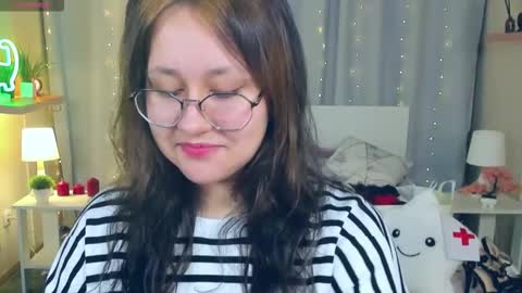 Snapshot of judithsilva chatting on 12.20.25 JudithSilvia online show from 12.20.25