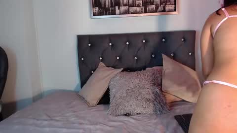 Snapshot of judyhopps_ chatting on 12.18.25 JUDY online show from 12.18.25