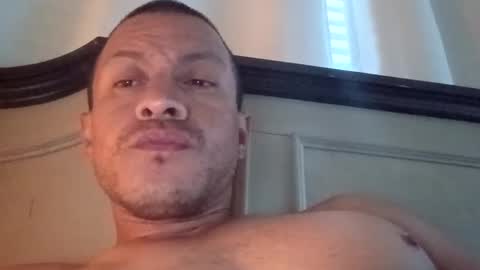 Snapshot of jugg2 chatting on 10.05.25 Jugg online show from 10.05.25