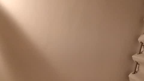 Snapshot of jugg2 chatting on 11.28.25 Jugg online show from 11.28.25